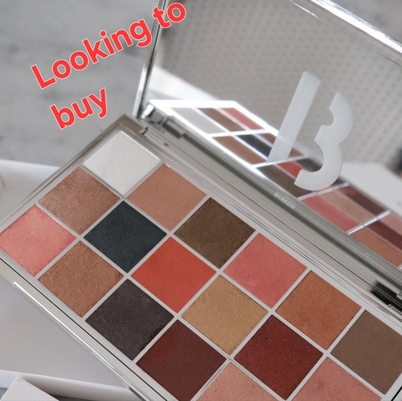 Eyeshadow Palette - Multi-Color